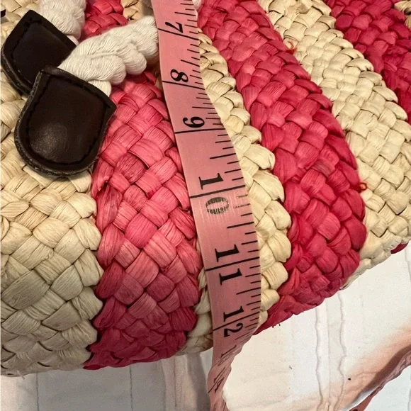Red straw Cornhusk tote bag nautical stripes rope handles wood anchor - Picture 4 of 12